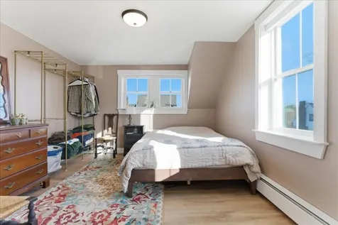 15 Lincoln Street Richmond ME 04357