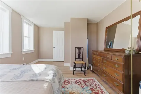 15 Lincoln Street Richmond ME 04357
