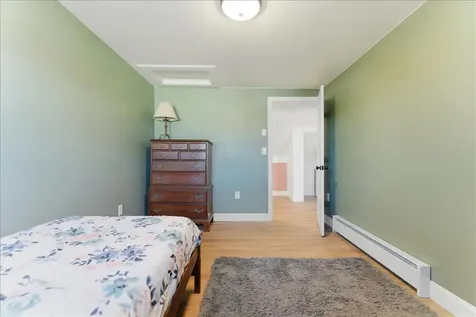 15 Lincoln Street Richmond ME 04357