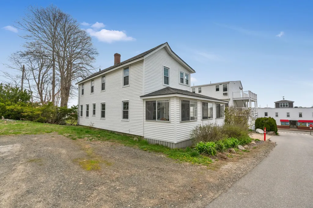 4 Micelan Road York ME 03909