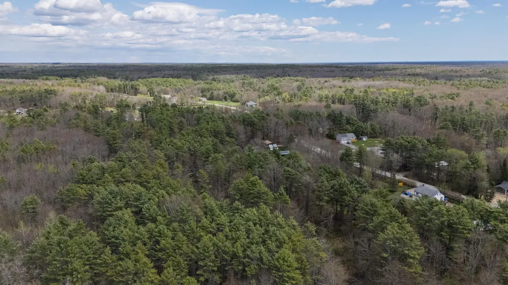 329 Log Cabin Road Arundel ME 04046