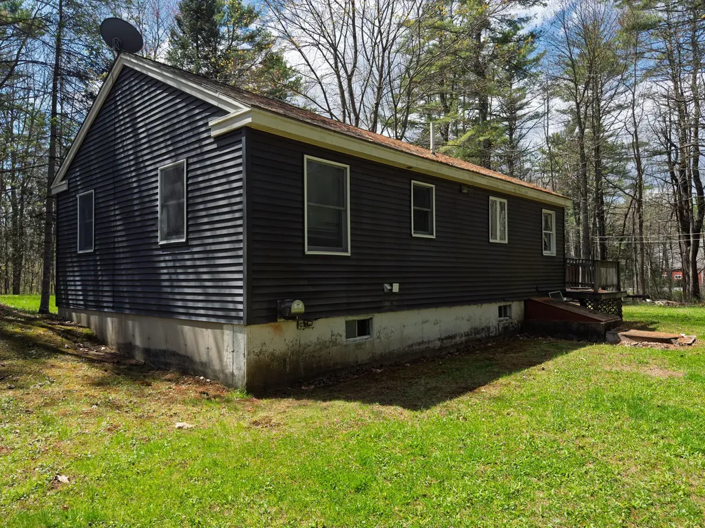 329 Log Cabin Road Arundel ME 04046