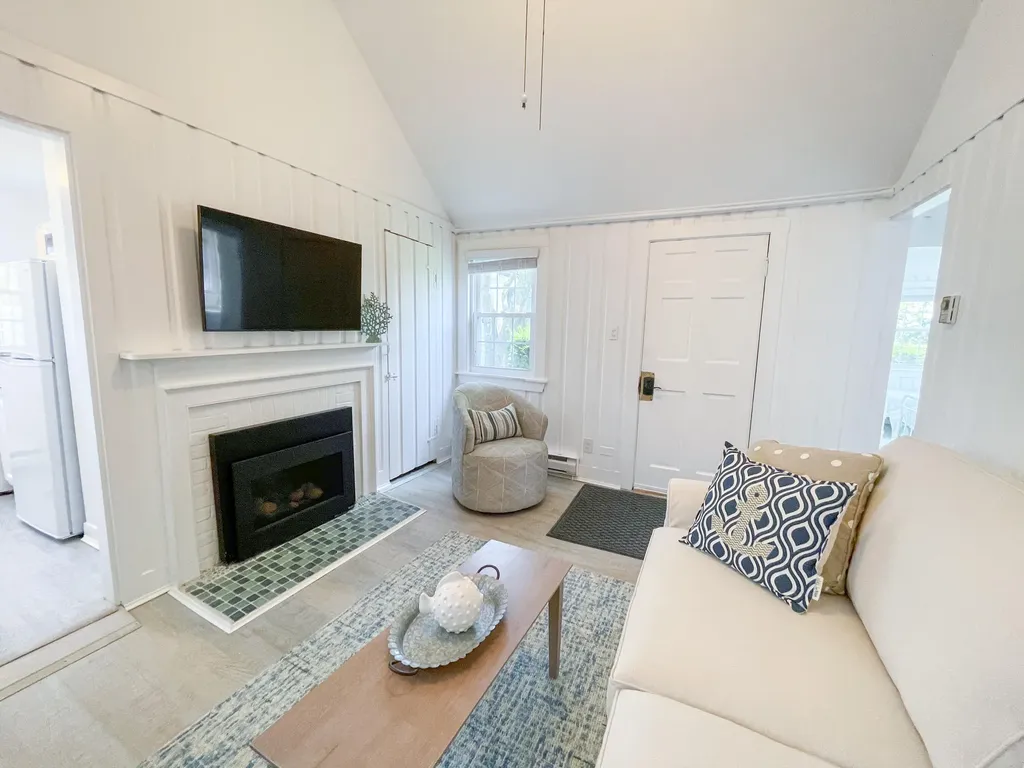42 King Street Scarborough ME 04074