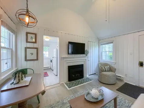 42 King Street Scarborough ME 04074