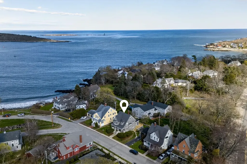 6 Sea View Avenue Cape Elizabeth ME 04107