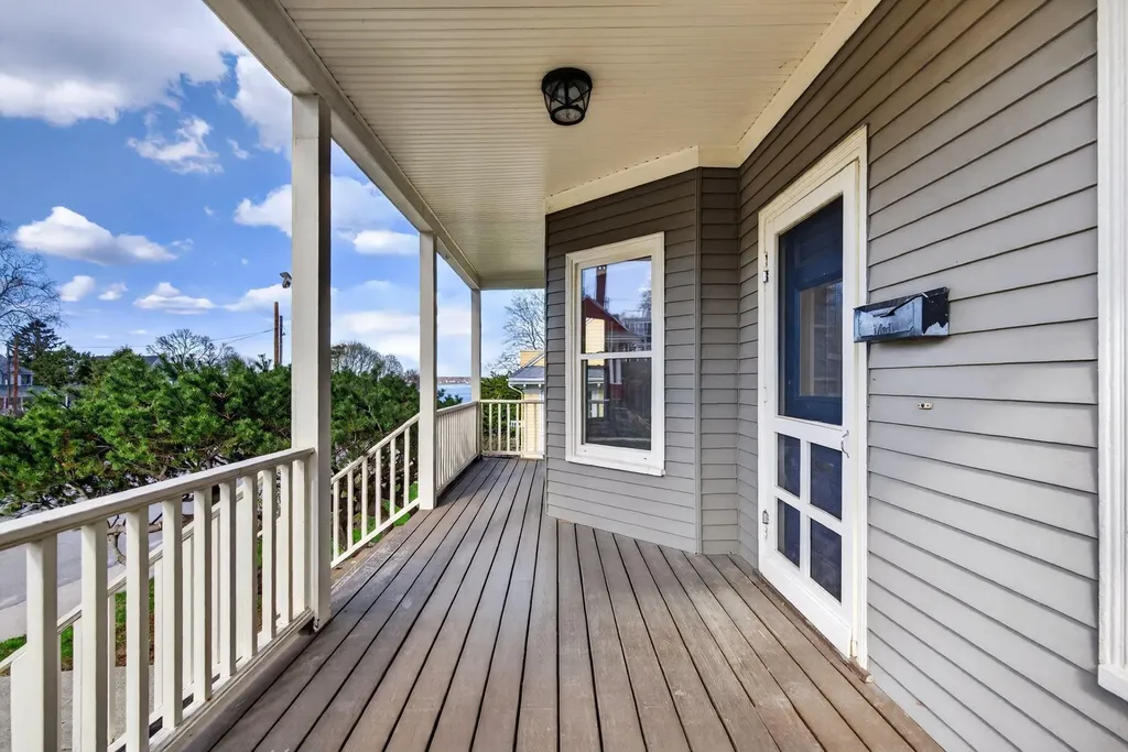 6 Sea View Avenue Cape Elizabeth ME 04107