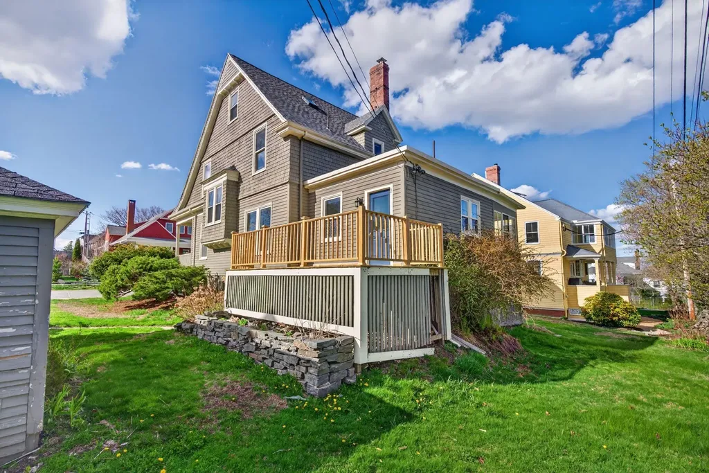6 Sea View Avenue Cape Elizabeth ME 04107