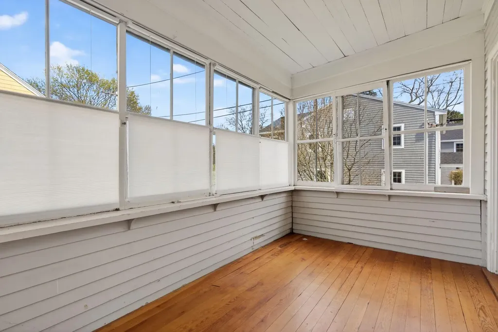 6 Sea View Avenue Cape Elizabeth ME 04107
