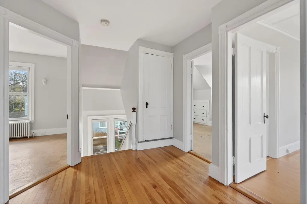 6 Sea View Avenue Cape Elizabeth ME 04107