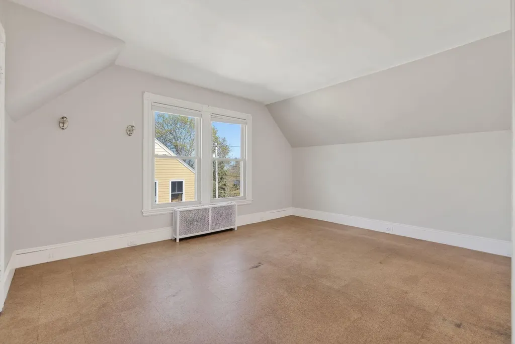 6 Sea View Avenue Cape Elizabeth ME 04107