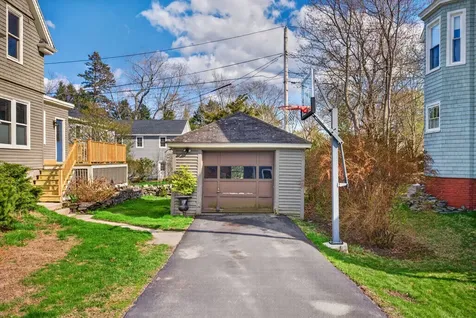 6 Sea View Avenue Cape Elizabeth ME 04107