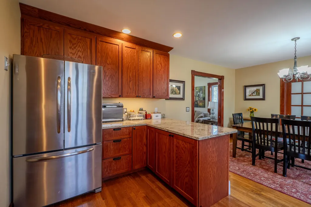 948 N Main Street Brewer ME 04412