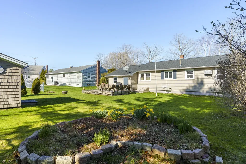 6 Matthews Avenue Bath ME 04530