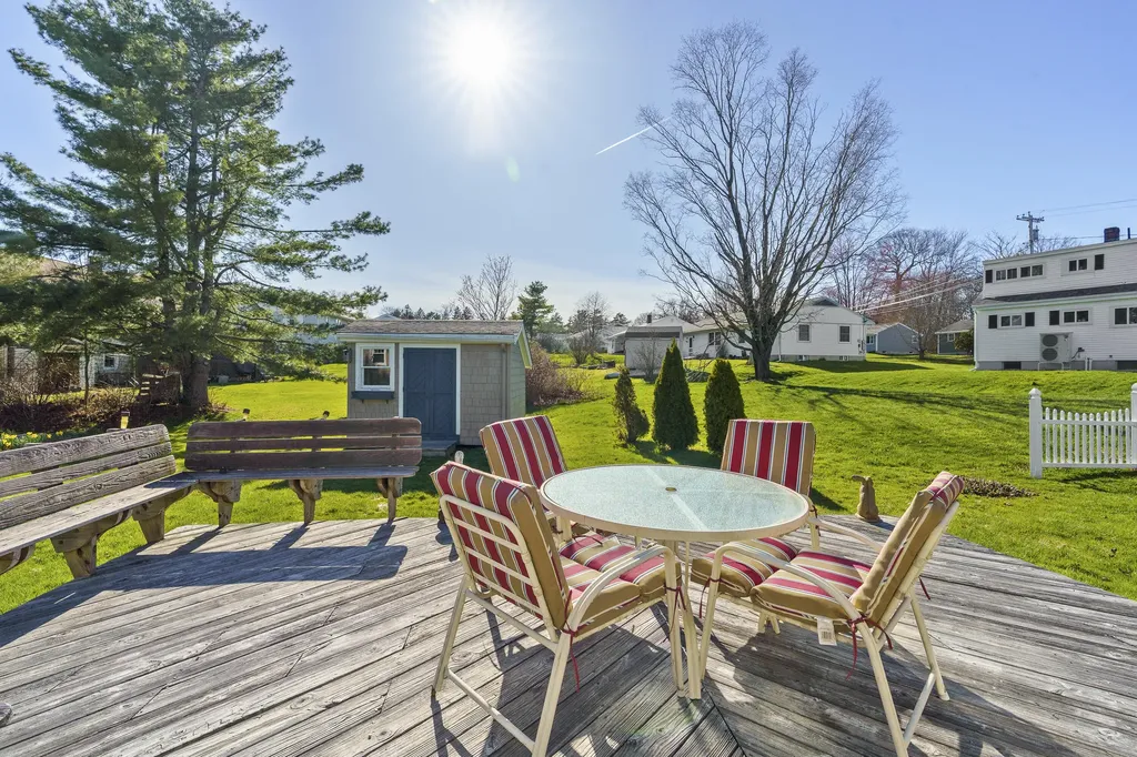 6 Matthews Avenue Bath ME 04530