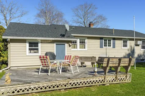 6 Matthews Avenue Bath ME 04530