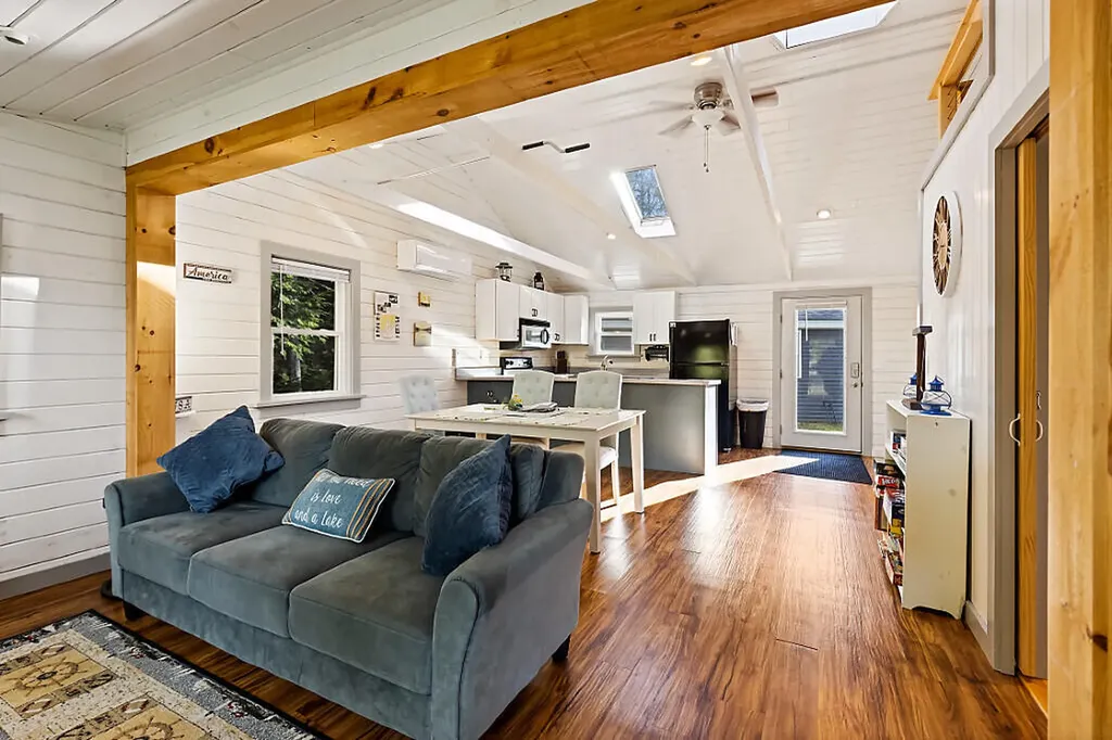 38 Jacoby Lane Searsport ME 04974