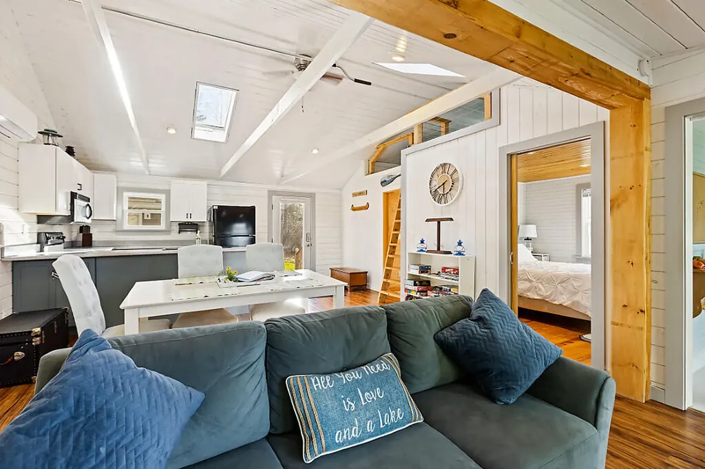 38 Jacoby Lane Searsport ME 04974