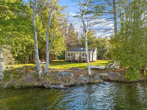 38 Jacoby Lane Searsport ME 04974