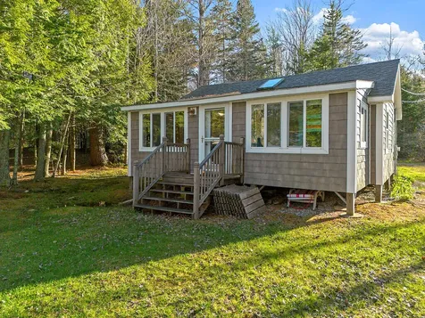 38 Jacoby Lane Searsport ME 04974