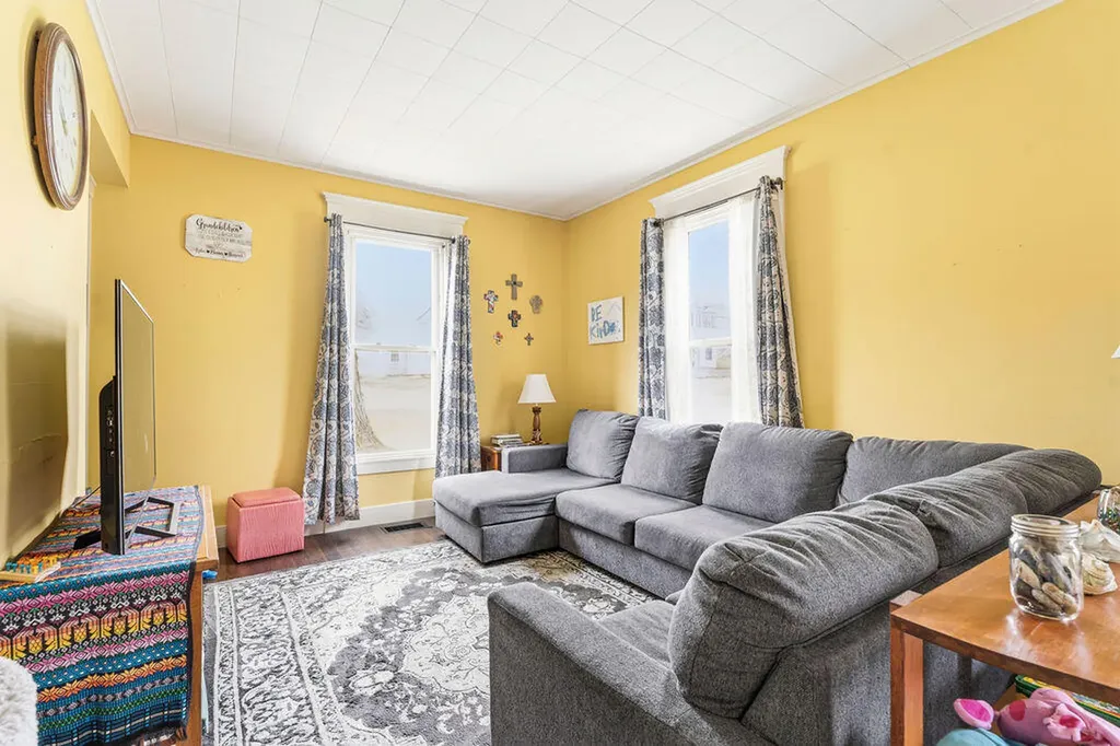 88 Pleasant Street Dover-foxcroft ME 04426