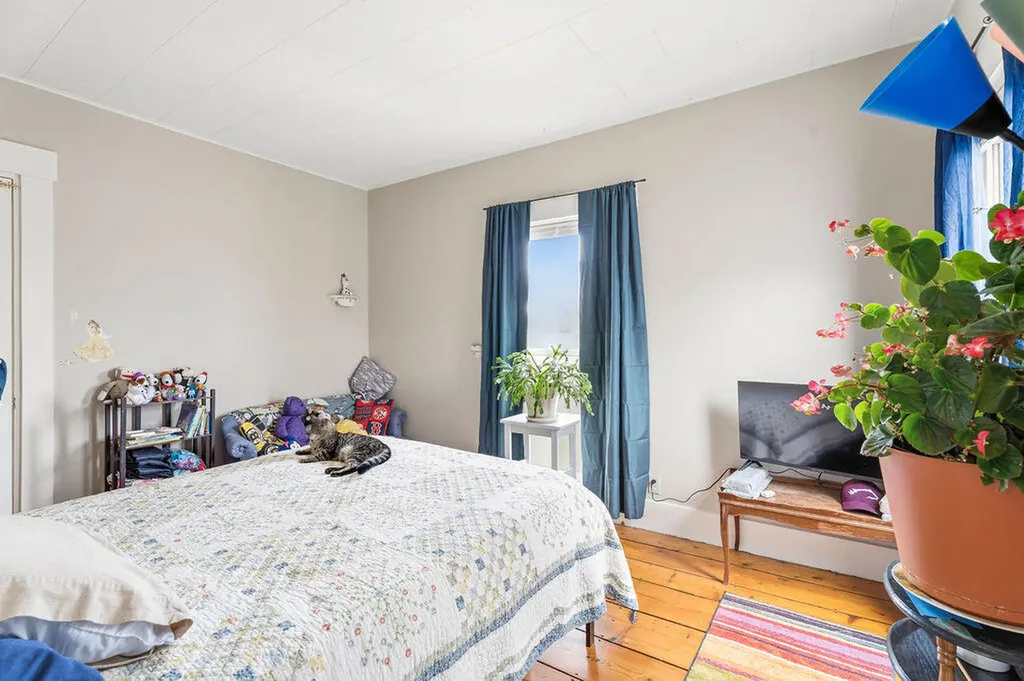 88 Pleasant Street Dover-foxcroft ME 04426