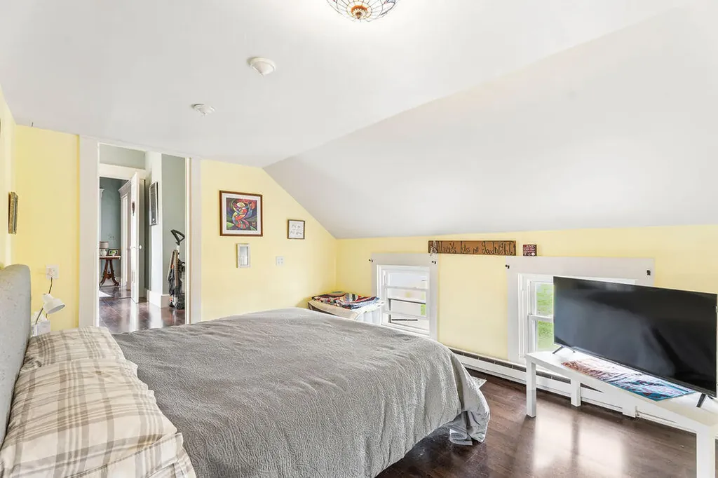 88 Pleasant Street Dover-foxcroft ME 04426