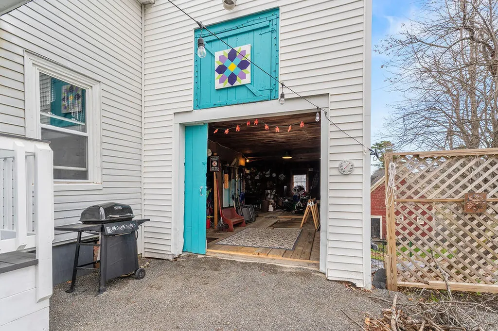 88 Pleasant Street Dover-foxcroft ME 04426