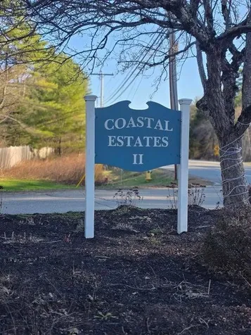 38 Cluf Bay Road Brunswick ME 04011