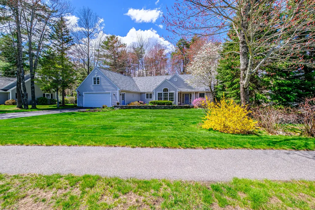 6 Coralburst Lane Scarborough ME 04074