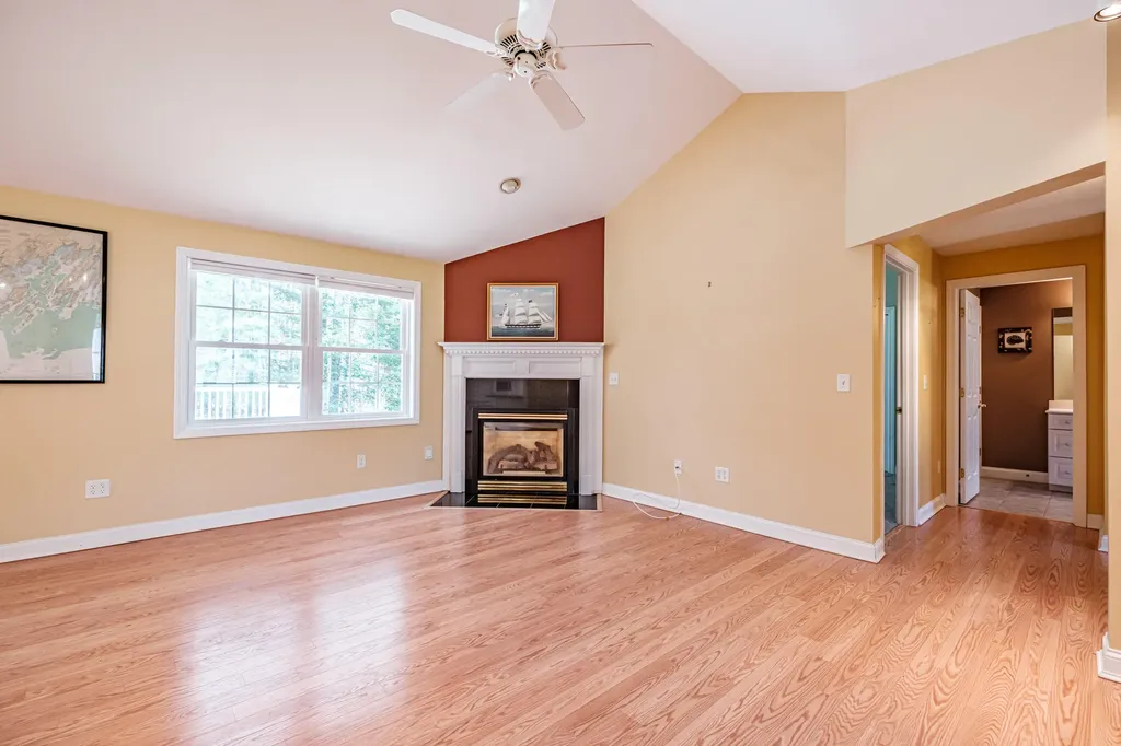 6 Coralburst Lane Scarborough ME 04074