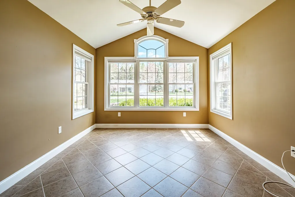 6 Coralburst Lane Scarborough ME 04074
