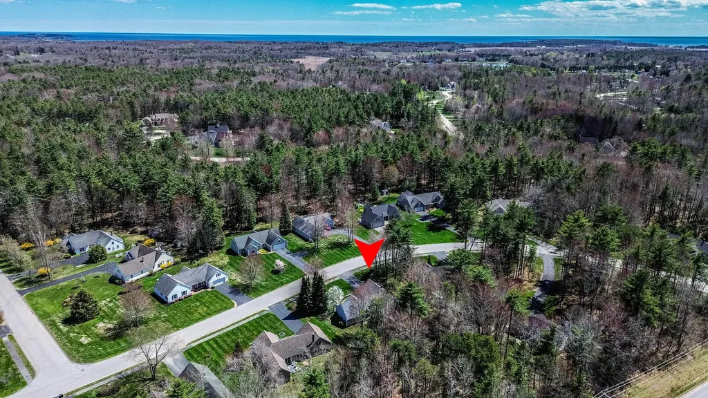 6 Coralburst Lane Scarborough ME 04074