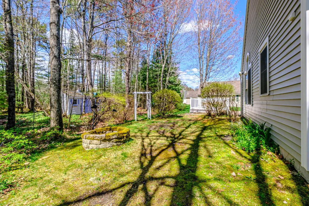 6 Coralburst Lane Scarborough ME 04074