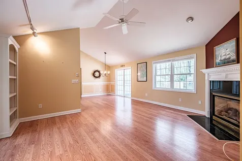 6 Coralburst Lane Scarborough ME 04074
