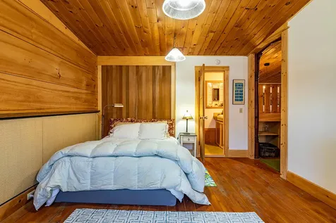13 Friendship Road Waldoboro ME 04572