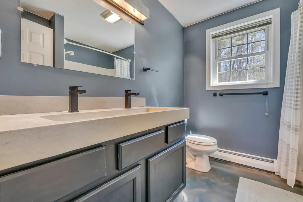 35 Barstow Road Gorham ME 04038