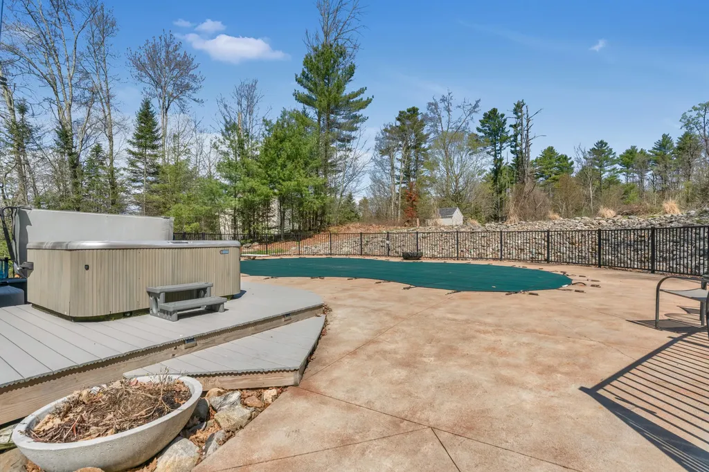 35 Barstow Road Gorham ME 04038