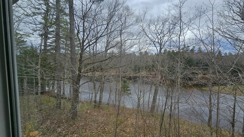 202 Stream Road Winterport ME 04496