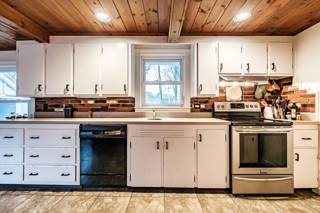 42 Sumac Street Portland ME 04103