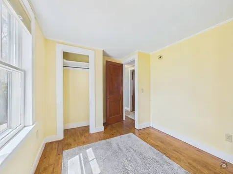 27 Water Street Orono ME 04473