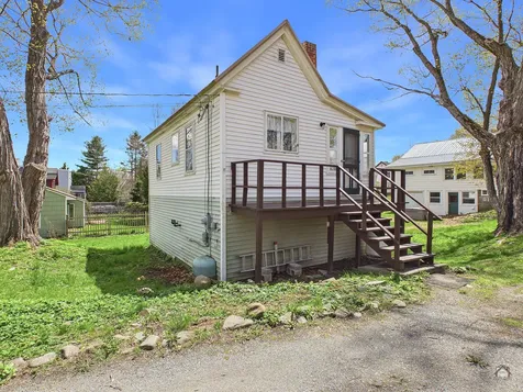 27 Water Street Orono ME 04473