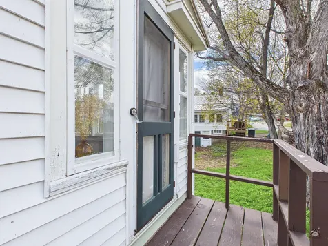 27 Water Street Orono ME 04473