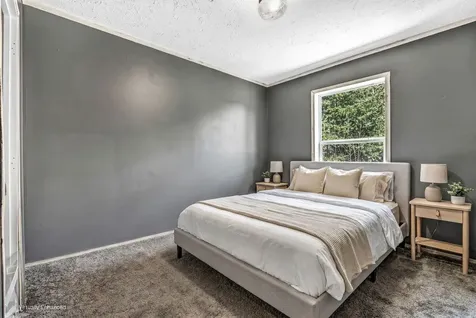 1047 Sunset Avenue Glenburn ME 04401