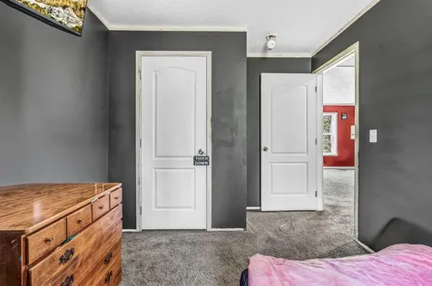 1047 Sunset Avenue Glenburn ME 04401