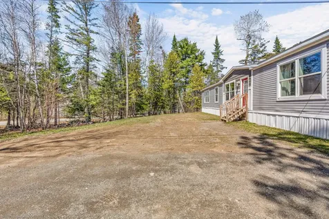 1047 Sunset Avenue Glenburn ME 04401