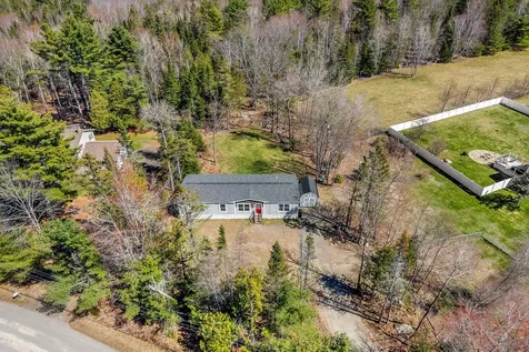 1047 Sunset Avenue Glenburn ME 04401