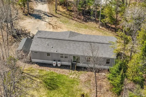 1047 Sunset Avenue Glenburn ME 04401