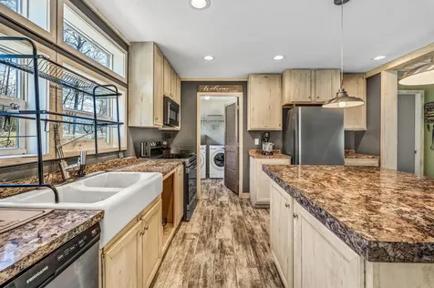 1047 Sunset Avenue Glenburn ME 04401