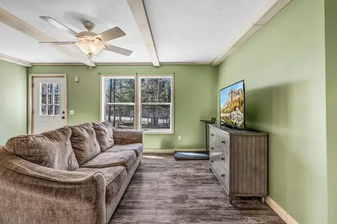1047 Sunset Avenue Glenburn ME 04401
