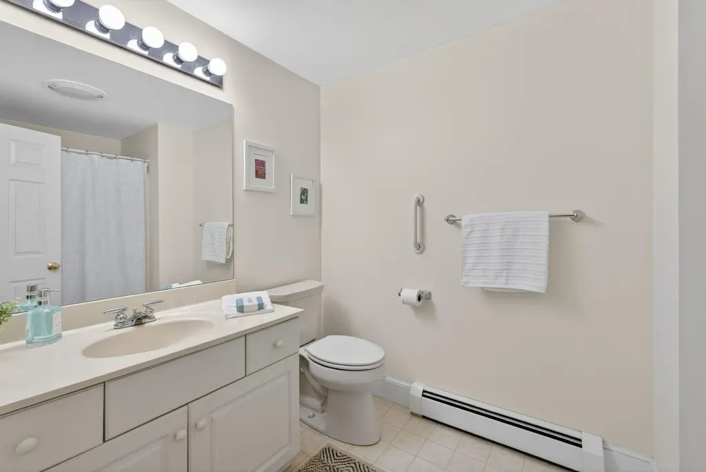311 Seaside Avenue Saco ME 04072